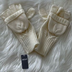 American Eagle Outfitters cream sweater-knit fingerless gloves / mittens